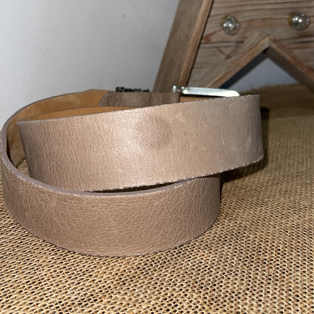 Streets Ahead Leather Belt S - Picture 4 of 8